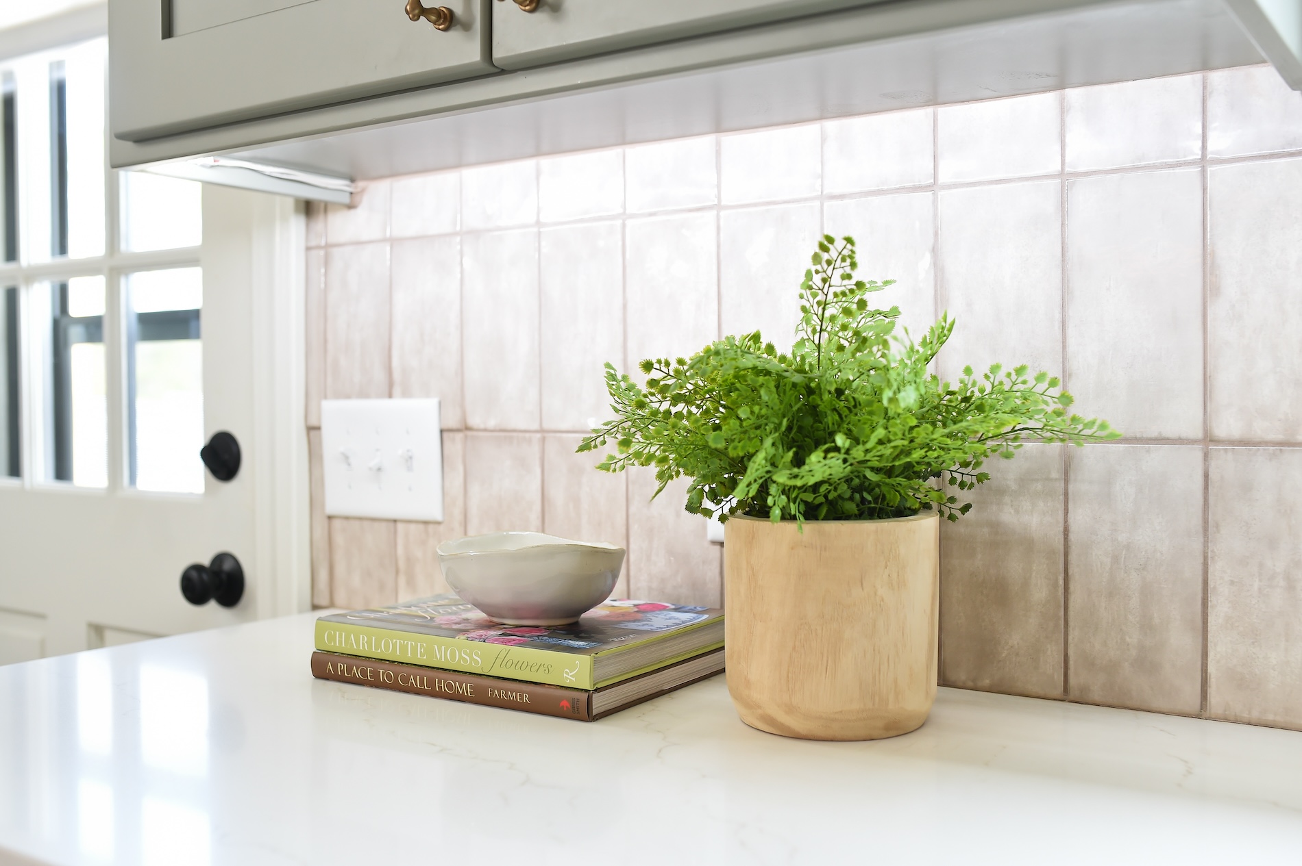 Under Cabinet Lighting Kitchen Design